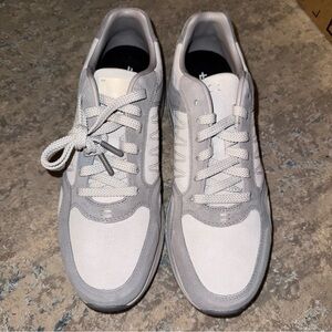 LABEL Sneakers